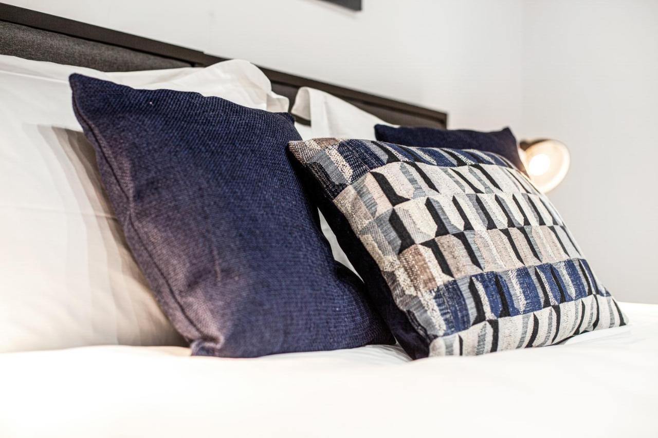 Modern Luxury Studios Лондон Экстерьер фото